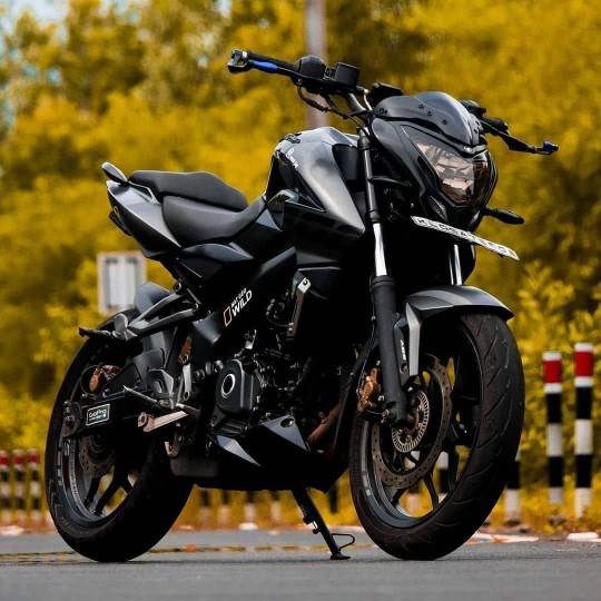 Bajaj Pulsar NS200 