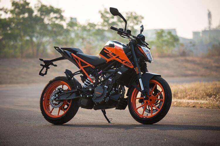 Best 200cc Bikes in India 2024