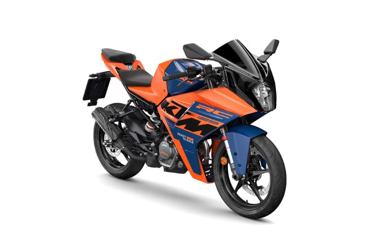 KTM RC 125 Mileage