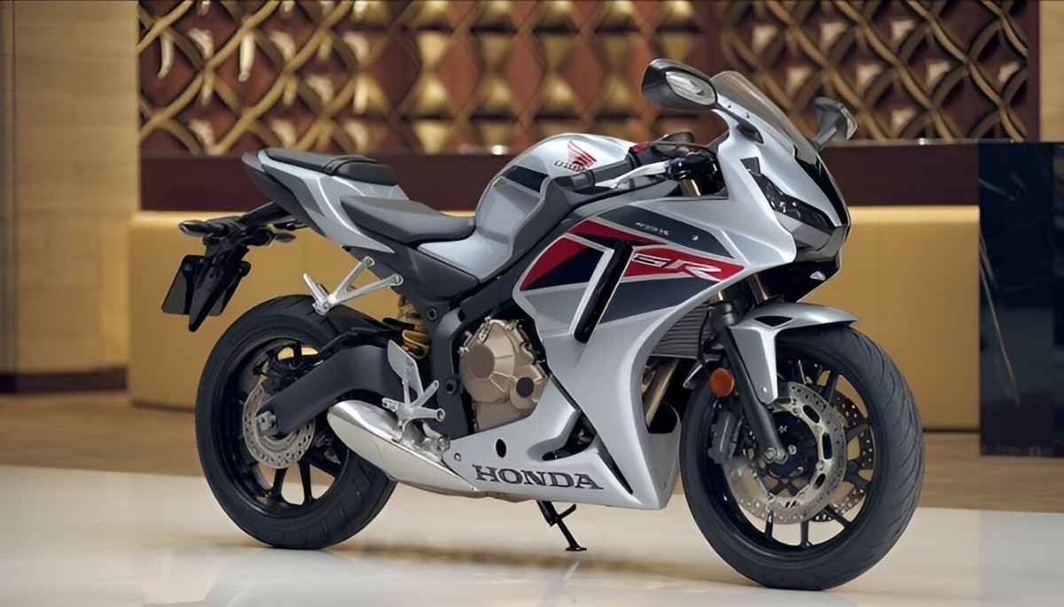 Honda CBR 650R 2025