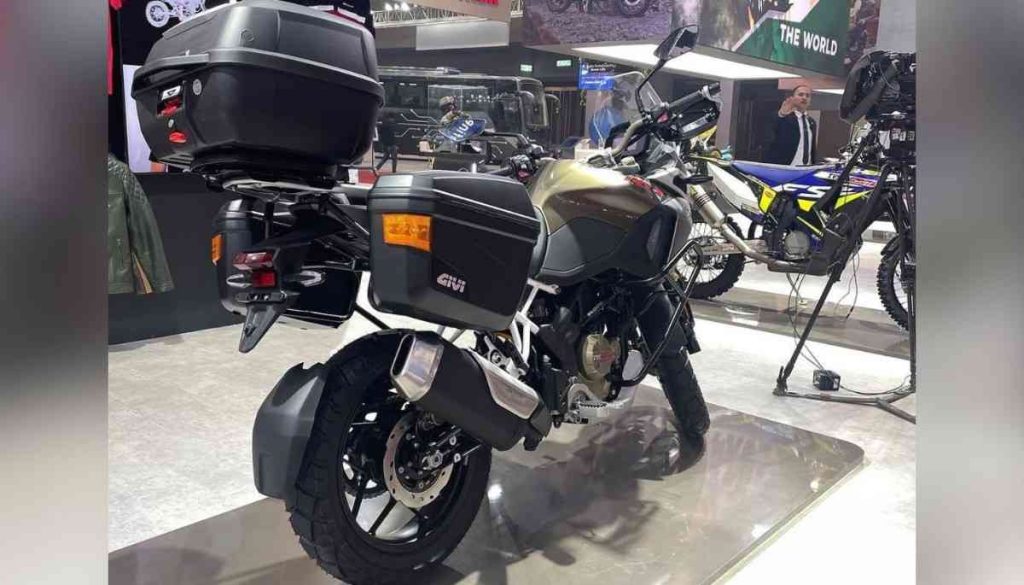 TVS Apache RTX 300 Leaked Photos